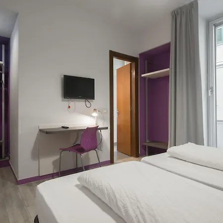 Nologo Hotel
