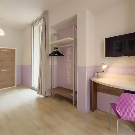 Otel Sure By Western Nologo Cenova