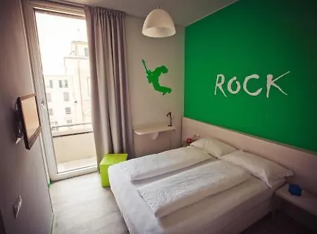 Hotel Nologo Genoa