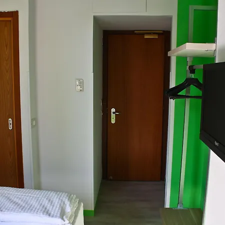 Hotel Nologo