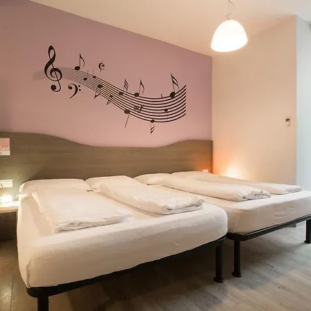 Hotel Nologo