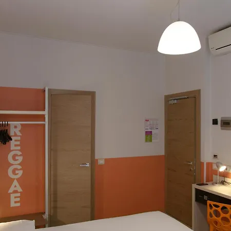 Nologo Hotel