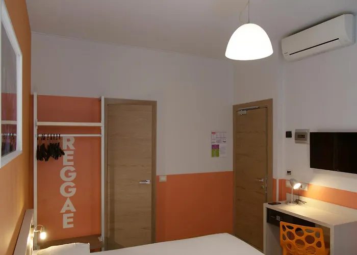 纳罗格酒店 酒店