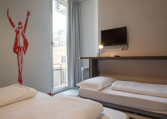 纳罗格酒店 酒店 2*