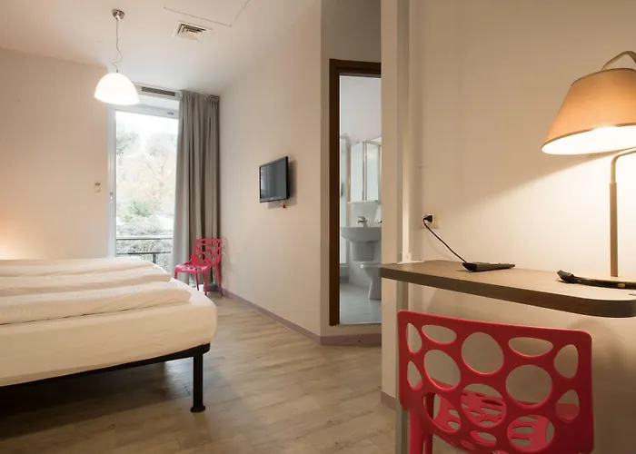 酒店 纳罗格酒店 2*