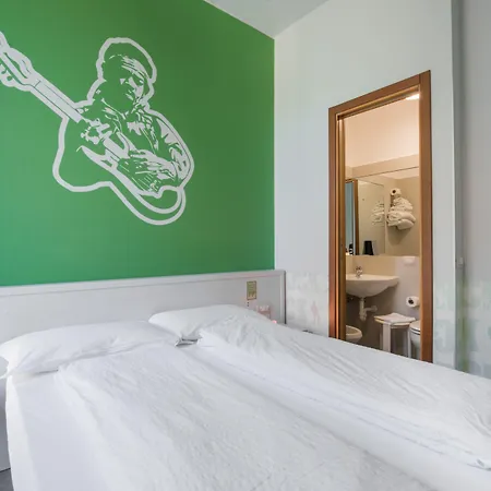 Nologo מלון ג'נובה