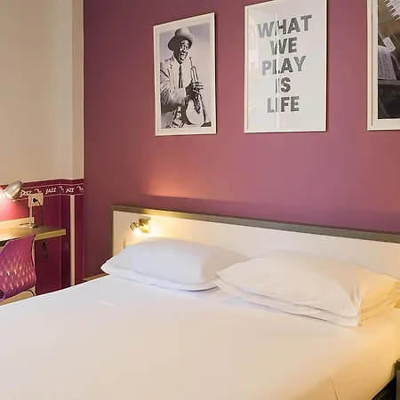 Hotel Sure By Western Nologo Genua